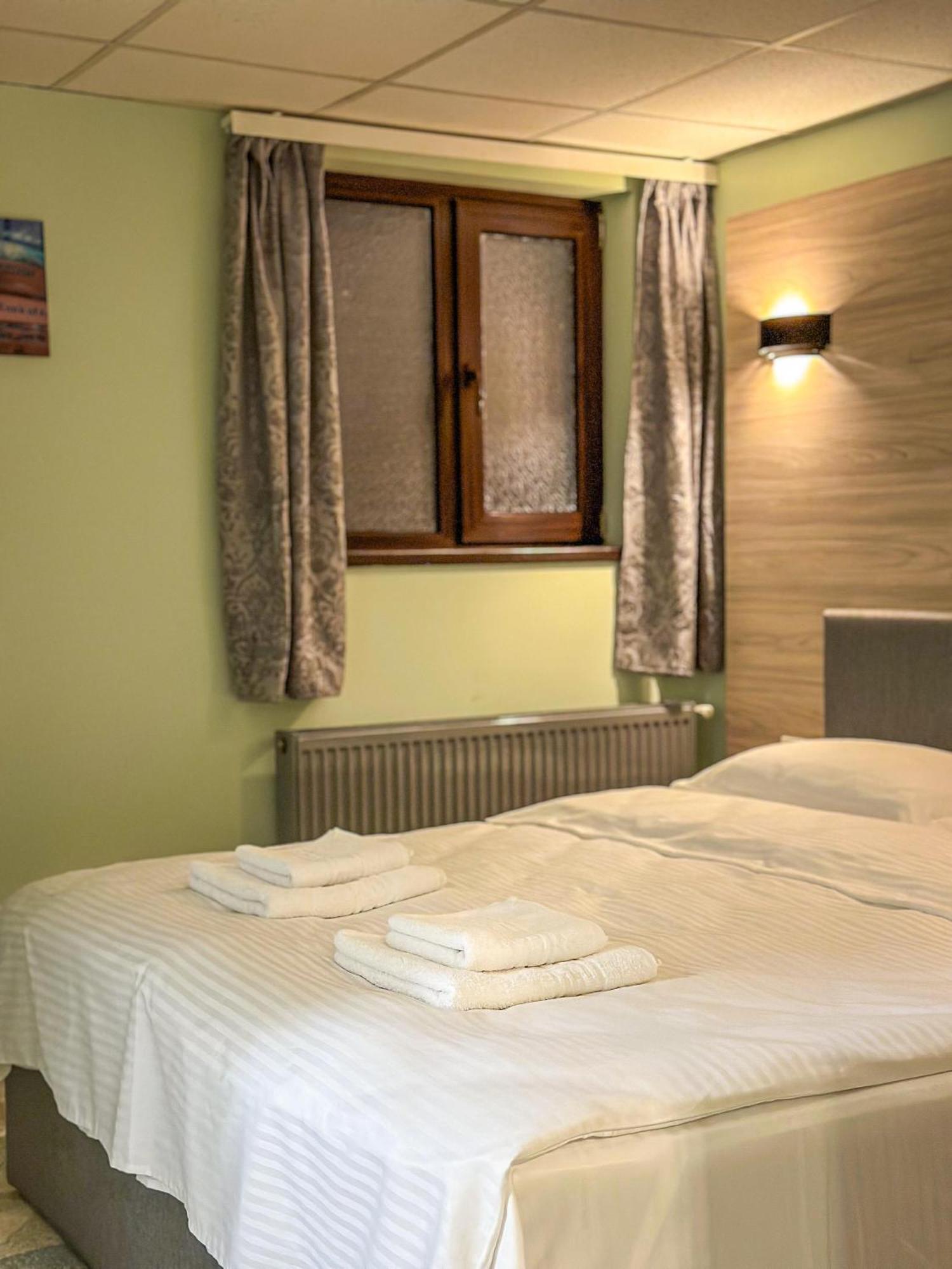 Francesca Residence Bucarest Extérieur photo