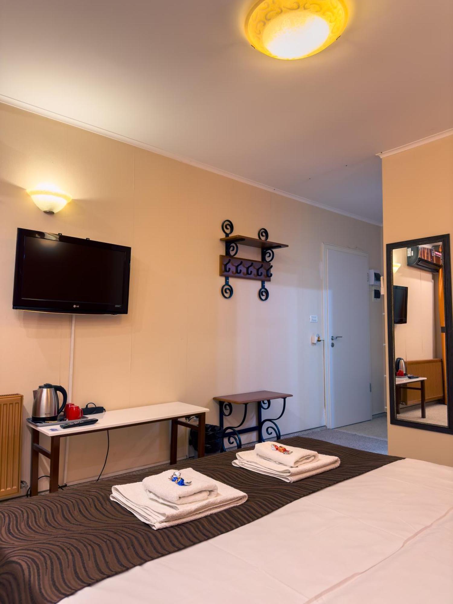 Francesca Residence Bucarest Extérieur photo