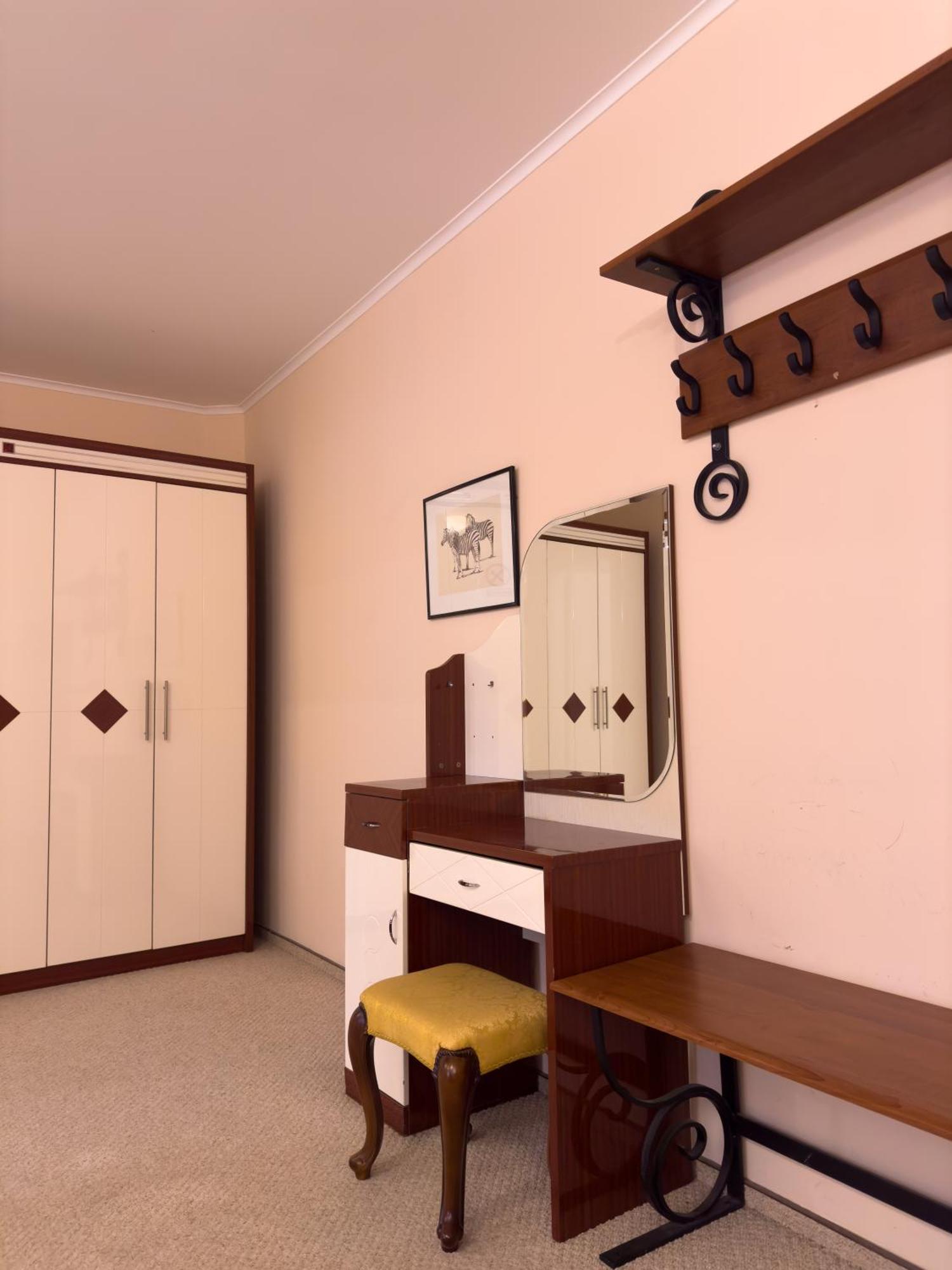 Francesca Residence Bucarest Extérieur photo