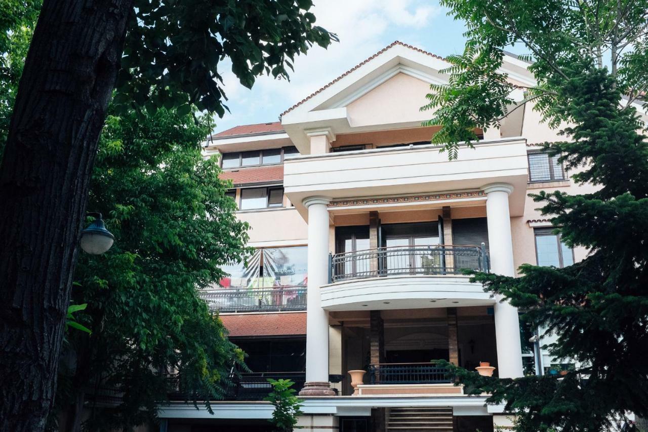 Francesca Residence Bucarest Extérieur photo
